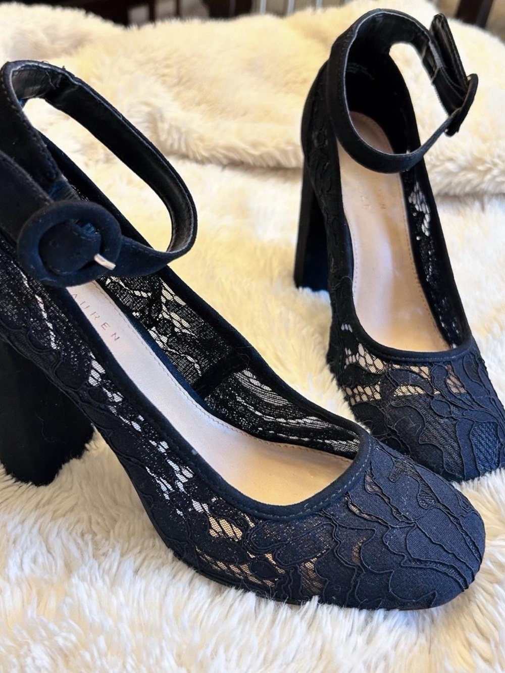 Lauren Conrad Lace Mary Jane Pump Heels